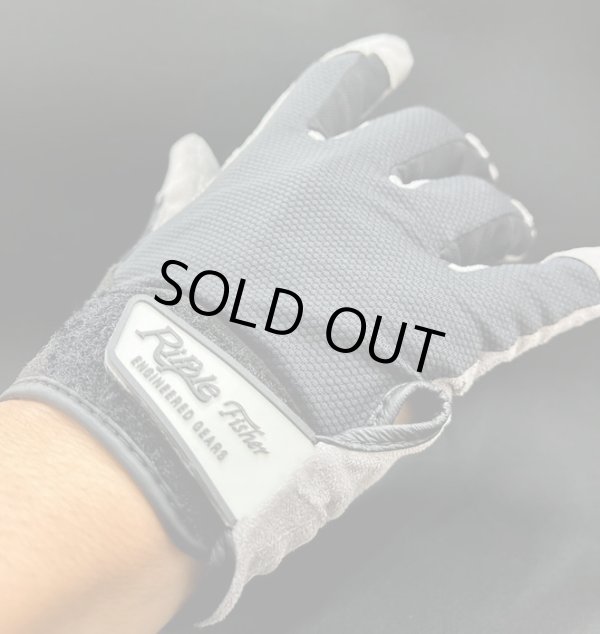 Ripple Fisher Grizzle Powered Glove – GT FIGHT CLUB